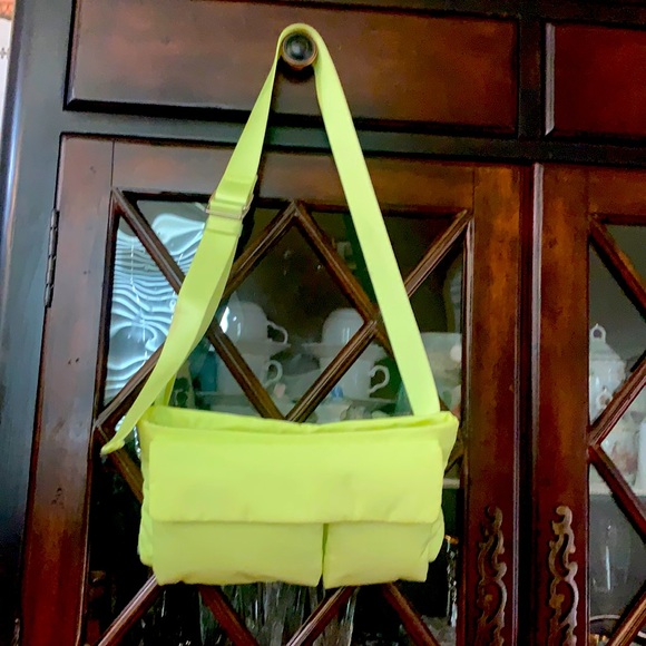 Cos travel belt bag - Picture 1 of 6